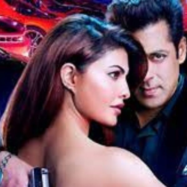 Selfish Lyrics in Hindi. सेल्फिश song from Race 3 2018. It stars Salman Khan, Anil Kapoor, Bobby Deol, Jacqueline Fernandez, Daisy Shah, Saqib Saleem.
